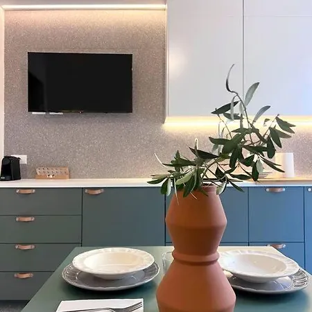 Loft 206 レッチェ